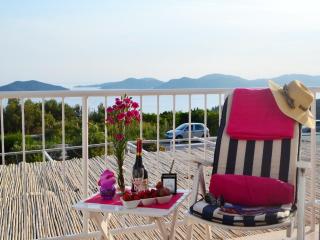 Villa Lina - Five Bedroom Villa with Terrace and Sea View - Brsečine - 9