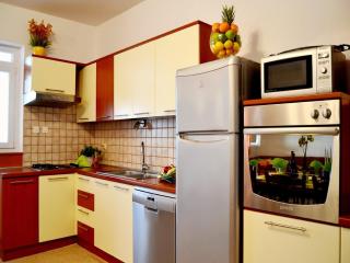 Villa Lina - Five Bedroom Villa with Terrace and Sea View - Brsečine - 5