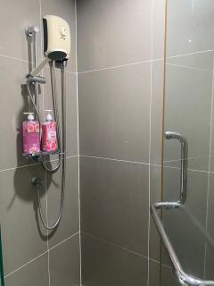 Centrio Condominiums Top Floor with Pool and Garden view - Ban Na Kha - 9