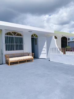 Cozy Room for 2 with Private Bath & Terrace - San Juan - 4