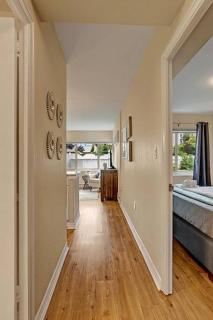 Eclectic Downtown & Cap Hill King bed & Kitchen - Seattle - 4