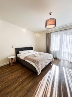 La Teatru - 2BD Apartment near Theatre and Old Town - Brasov - 0