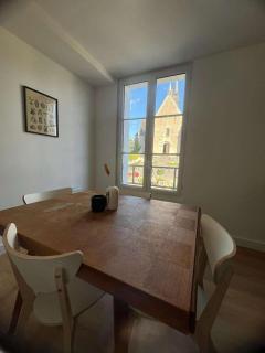 LE CHOEUR DE FRANCUEIL - T2 avec vue - 1