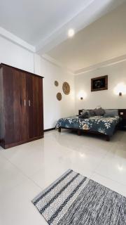 OceanLife Surf Stay at Horizon Inn - 8