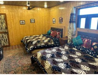 Dandoo Heritage Houseboat, Srinagar - Kārapur - 2