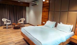 Whispering Peepul Resort - Badlapur - 3