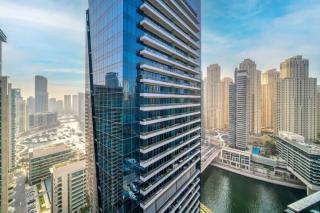 Bright & Serene Flat in the Marina, by Only Stays - Dubai - 2