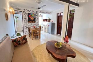 Stylish 2 Bedroom Apt - 1min walk to the Indian Ocean - Umbuji - 3