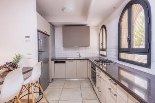 Kook Isrentals - ApartHotels In City Center - 3