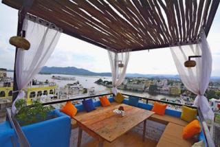 Hotel Udai Niwas By The Lake - Udaipur - 0