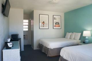 Ocean Holiday Motel - Daytona Beach - 2