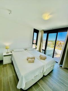 Royal Palm 22 Luxurious 3 Bedroom Penthouse - Nerja - 8