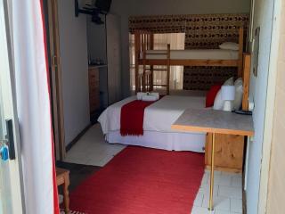 Wi Villa Lê Guest House - Fichardtpark - 9