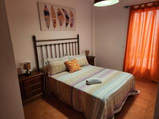 Casa Baja tranquila con terraza y jardín en Vera-Playa naturista! - Playas de Vera - 8