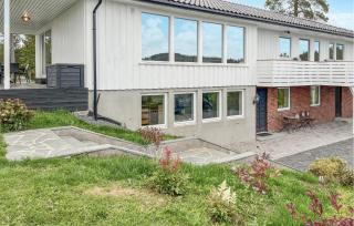 2 Bedroom Nice Apartment In Vegårshei - Vegårshei - 1