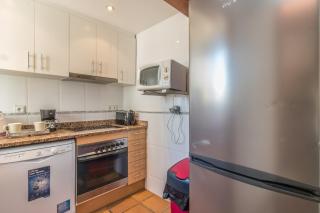 5 HABITACIONES, 3 BAÑOS, PISCINA PRIVADA, AMARRE 15m - Empuriabrava - 1
