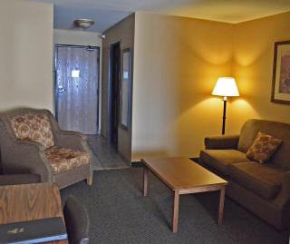 Best Western Plus Country Inn & Suites - 8