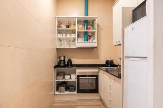 Sunny central apartment with a 100m2 city oasis - Barcellona - 3