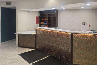 Quality Inn & Suites - Albuquerque - 9
