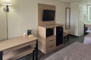 Quality Inn & Suites - Albuquerque - 3