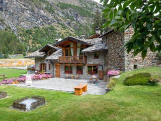 Chalet Chez Les Roset by Interhome - Baulen - 0