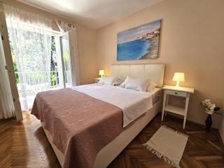 Apartments Mirko - Malinska - 1