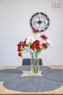 Modern Apartment with Sofabed & Balcony in Gzira by 360 Estates - 7