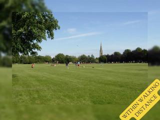 Spacious 5 Bedroom House - 2 Bath - City Centre - Free Parking - 2