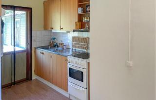 2 Bedroom Gorgeous Home In Ljusterö - Ljusterö - 4