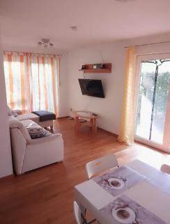 3 Zimmer Wohnung in Markt Schwaben, Küche, Bad, Terasse - 8