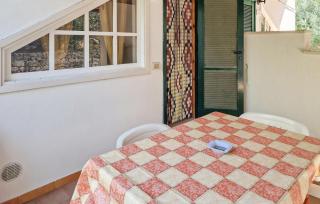 Gorgeous Home In Vieste - 3