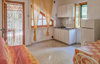 Gorgeous Home In Vieste - 8