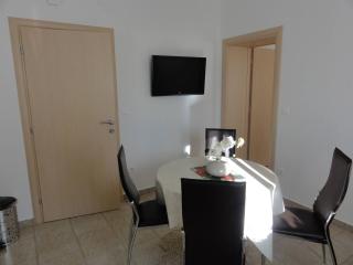 Apartments Cubela Beautiful Garden - Trogir - 7