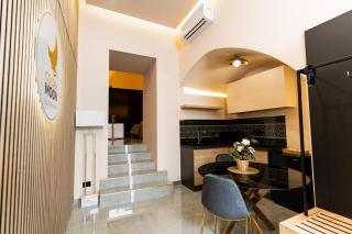 Golden Moon Holiday House - 6