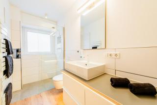 ISiSTAY modernes Apartment mit Küche nahe Frankfurt - Neulsenburg - 2