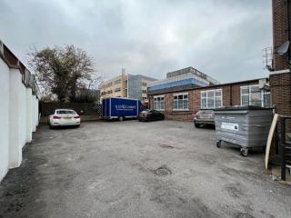 Cool warehouse conversion apt in Chiswick London - Londra - 6