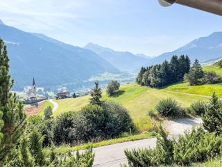 Apartment Toissa A13 by Interhome - Salouf - 1