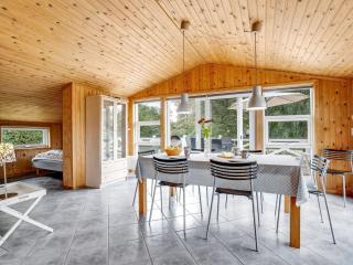 Holiday Home Hansiane - 80m from the sea by Interhome - Strøby - 7