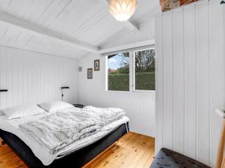 Holiday Home Hansiane - 80m from the sea by Interhome - Strøby - 5