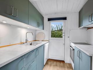 Holiday Home Hansiane - 80m from the sea by Interhome - Strøby - 4