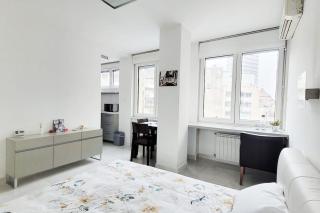 All you need is just around the corner - Belgrado - 5