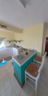 Marie's Beach House - Marigot Bay - 9