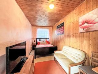 Apartment Kleine Wohnung Renata 2 nahe Nürburgring by Interhome - Quiddelbach - 0
