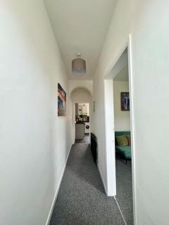 Cosy 3 bed home, near Bham City Centre, Sleeps 8 - Birmingham - 7