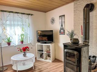 Holiday Home Ferienhaus Renata nahe Nürburgring by Interhome - Quiddelbach - 2