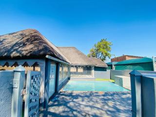 President Guest Lodge - 6