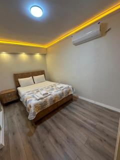 pilot hotel 2 - 3