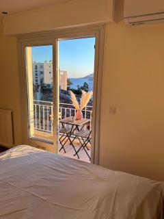 Studio rénové au Suquet à Cannes - Cannes - 0