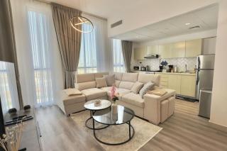 Elegant 1BR Midtown Near City Center Meaisem by Vibel - Dubai - 9