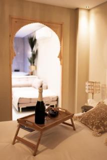 Love room Dubaï & Balnéo - 1